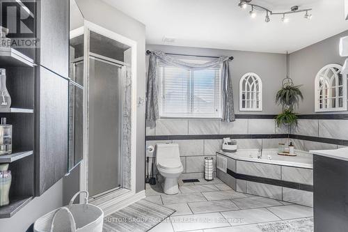 62 Sandringham Drive, Barrie (Innis-Shore), ON - Indoor Photo Showing Bathroom