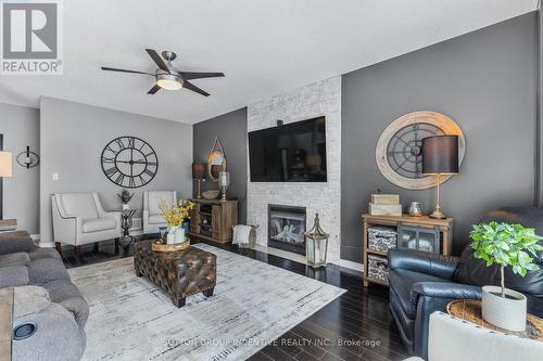 62 Sandringham Drive, Barrie (Innis-Shore), ON - Indoor Photo Showing Living Room With Fireplace