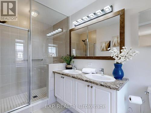 15 Pomarine Way, Brampton, ON - Indoor Photo Showing Bathroom