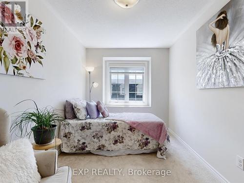 15 Pomarine Way, Brampton (Credit Valley), ON - Indoor Photo Showing Bedroom