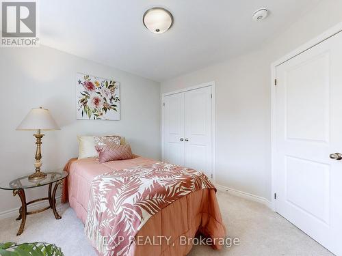 15 Pomarine Way, Brampton (Credit Valley), ON - Indoor Photo Showing Bedroom