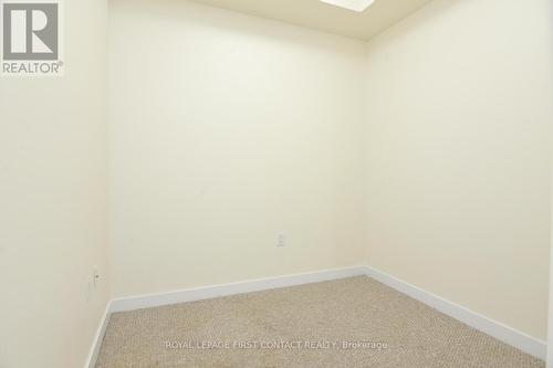 404 - 125 Shoreview Place, Hamilton (Lakeshore), ON - Indoor Photo Showing Other Room