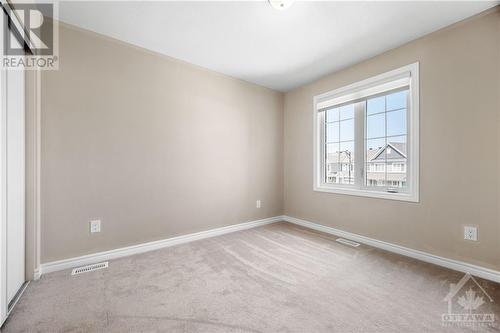 560 Chimney Corner Terrace, Ottawa, ON - Indoor Photo Showing Other Room