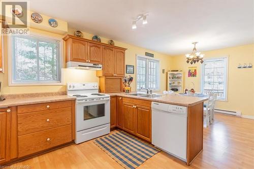 108 Fedy Drive, Sauble Beach, ON - Indoor Photo Showing Kitchen With Double Sink