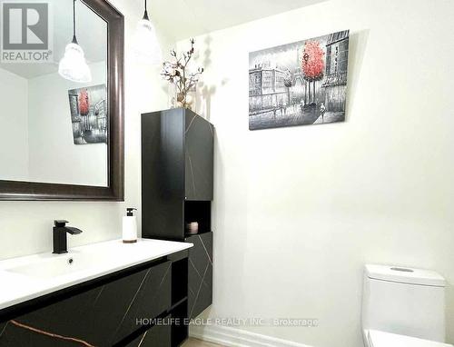 143 Sand Road, East Gwillimbury (Holland Landing), ON - Indoor Photo Showing Bathroom