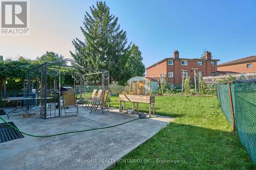 3608 Birchmeadow Crescent, Mississauga (Applewood), ON - Outdoor