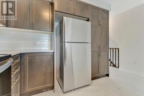 26B - 85 Mullin Drive, Guelph (Brant), ON - Indoor Photo Showing Kitchen