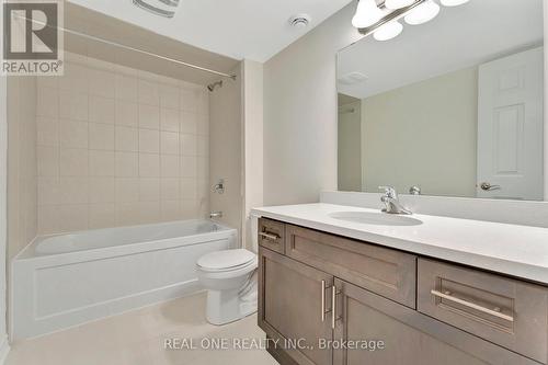 26B - 85 Mullin Drive, Guelph (Brant), ON - Indoor Photo Showing Bathroom