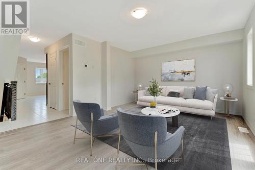 26B - 85 Mullin Drive, Guelph, ON - Indoor Photo Showing Living Room