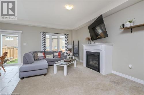 521 Brooks Street, Shelburne, ON - Indoor Photo Showing Living Room With Fireplace