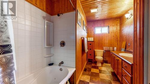 35 Lawlors Road, Paradise, NL - Indoor Photo Showing Bathroom