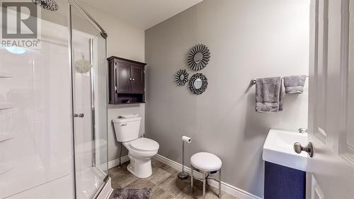 1 Burling Crescent, St John'S, NL - Indoor Photo Showing Bathroom