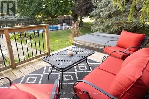 244 Appin Road, Southwest Middlesex (Glencoe), ON - Outdoor With Deck Patio Veranda