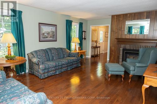 244 Appin Road, Southwest Middlesex (Glencoe), ON - Indoor Photo Showing Living Room With Fireplace