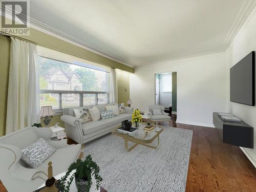 45 Madawaska Avenue S, Toronto (Newtonbrook East), ON - Indoor Photo Showing Living Room