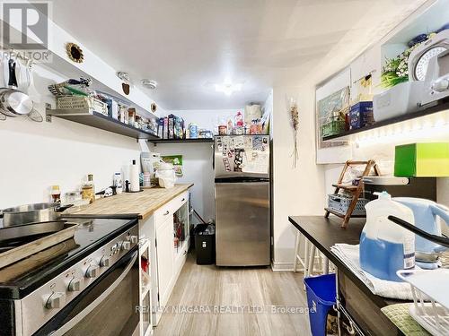 79 Clonmore Drive, Toronto (Birchcliffe-Cliffside), ON - Indoor Photo Showing Kitchen