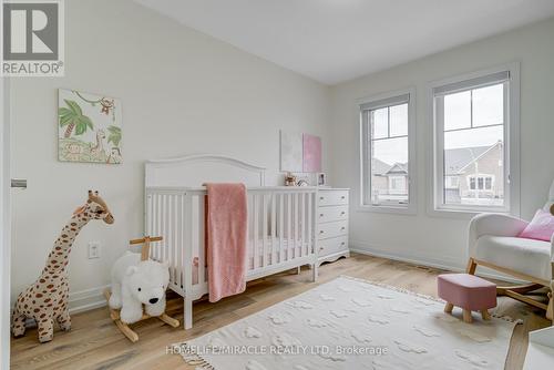 64 Fortis Crescent, Bradford West Gwillimbury, ON - Indoor Photo Showing Bedroom