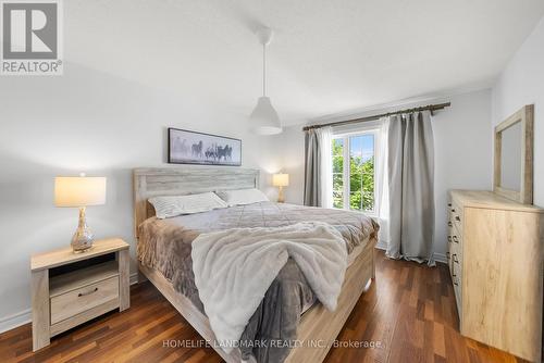 49 Davos Road, Vaughan (Vellore Village), ON - Indoor Photo Showing Bedroom