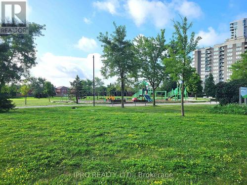 1906 - 3883 Quartz Road, Mississauga, ON - Outdoor