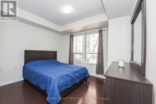 216 - 830 Scollard Court, Mississauga (East Credit), ON - Indoor Photo Showing Bedroom