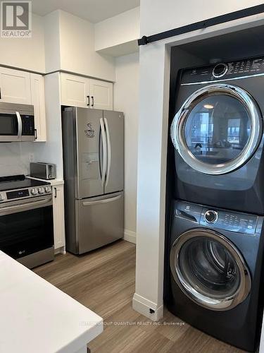 3507 - 388 Prince Of Wales Drive, Mississauga (City Centre), ON - Indoor Photo Showing Laundry Room