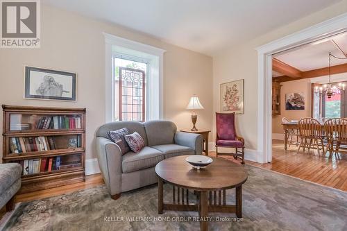 380 Garafraxa Street W, Centre Wellington, ON - Indoor Photo Showing Living Room