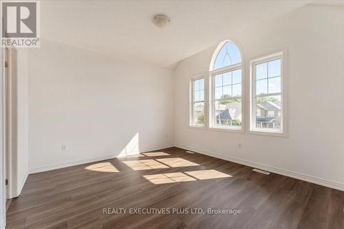 9175 White Oak Avenue, Niagara Falls (Chippawa), ON - Indoor Photo Showing Other Room