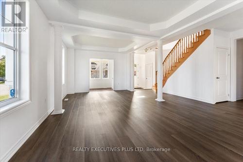 9175 White Oak Avenue, Niagara Falls (Chippawa), ON - Indoor Photo Showing Other Room