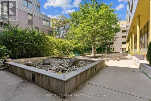 312 - 25 Ritchie Avenue, Toronto (Roncesvalles), ON - Outdoor