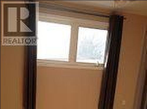 8 Lowbank Court W, Toronto (Bayview Woods-Steeles), ON - Indoor Photo Showing Other Room