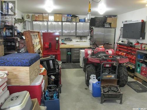 701 Pine Drive, Tobin Lake, SK - Indoor Photo Showing Garage