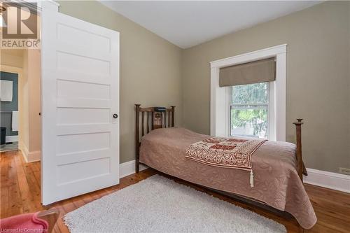 380 Garafraxa Street W, Fergus, ON - Indoor Photo Showing Bedroom