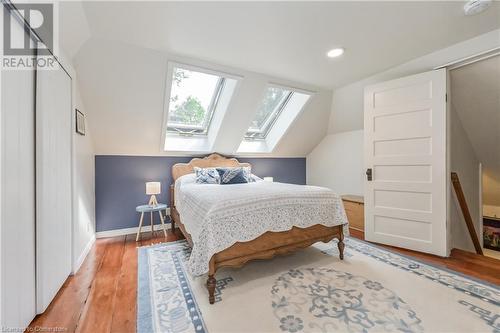 380 Garafraxa Street W, Fergus, ON - Indoor Photo Showing Bedroom