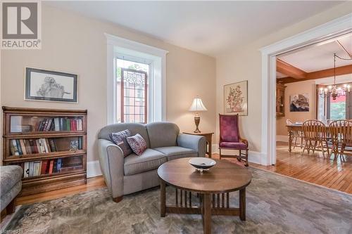 380 Garafraxa Street W, Fergus, ON - Indoor Photo Showing Living Room