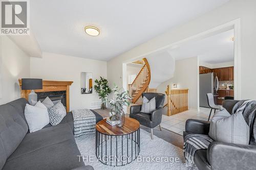 1230 Lowrie Street, Innisfil (Alcona), ON - Indoor Photo Showing Living Room