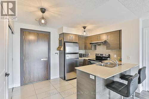 910 - 273 South Park Road, Markham (Commerce Valley), ON - Indoor Photo Showing Kitchen With Stainless Steel Kitchen With Double Sink