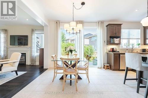 580 Snider Terrace, Milton (Coates), ON - Indoor Photo Showing Dining Room