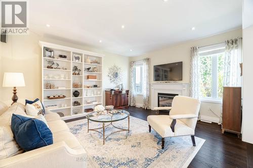 580 Snider Terrace, Milton, ON - Indoor Photo Showing Living Room With Fireplace