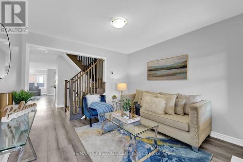 80 Donlamont Circle, Brampton (Northwest Brampton), ON - Indoor Photo Showing Living Room