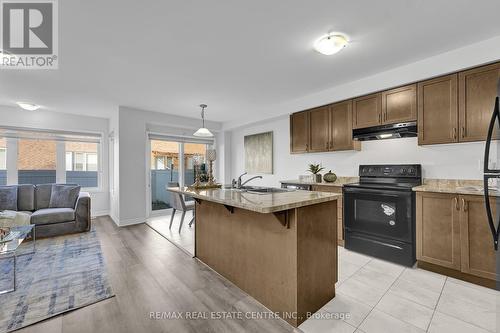 80 Donlamont Circle, Brampton (Northwest Brampton), ON - Indoor Photo Showing Kitchen