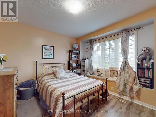 12 Bonavista Drive, Brampton (Credit Valley), ON - Indoor Photo Showing Bedroom