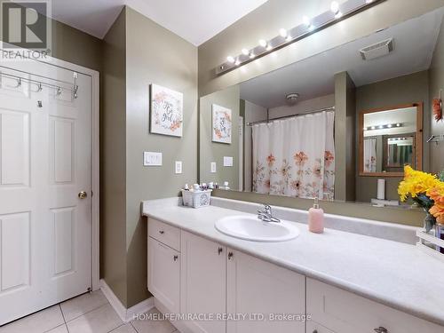 12 Bonavista Drive, Brampton (Credit Valley), ON - Indoor Photo Showing Bathroom