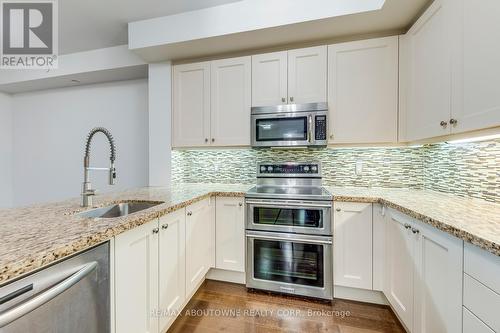 629 - 1 Old Mill Drive, Toronto (High Park-Swansea), ON - Indoor Photo Showing Kitchen With Upgraded Kitchen