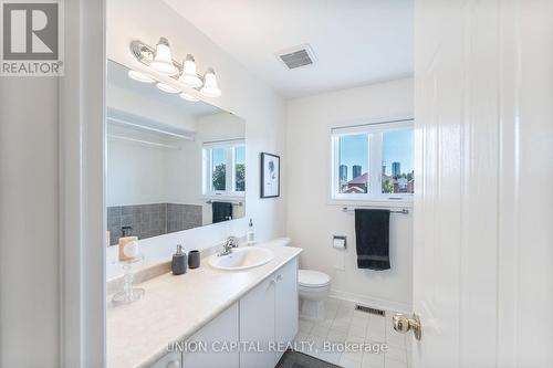 307 Bristol Road W, Mississauga (Hurontario), ON - Indoor Photo Showing Bathroom