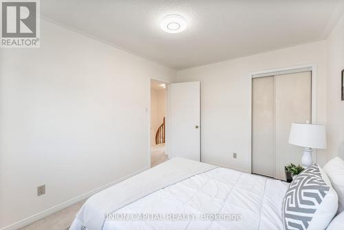 307 Bristol Road W, Mississauga (Hurontario), ON - Indoor Photo Showing Bedroom