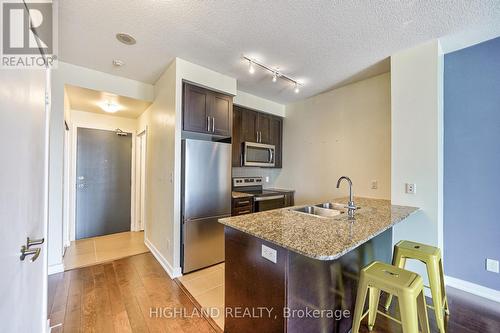 1803 - 4070 Confederation Parkway, Mississauga (City Centre), ON - Indoor Photo Showing Kitchen With Stainless Steel Kitchen With Double Sink With Upgraded Kitchen