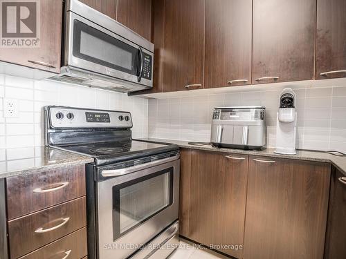 1111 - 385 Prince Of Wales Drive, Mississauga (City Centre), ON - Indoor Photo Showing Kitchen