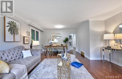 90 Banmoor Boulevard, Toronto (Woburn), ON - Indoor Photo Showing Living Room