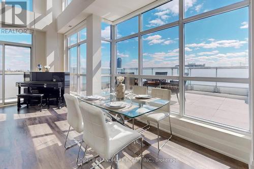 706 - 8763 Bayview Avenue, Richmond Hill, ON - Indoor Photo Showing Dining Room