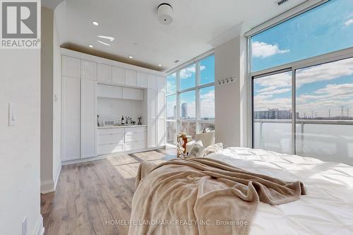 706 - 8763 Bayview Avenue, Richmond Hill, ON - Indoor Photo Showing Bedroom